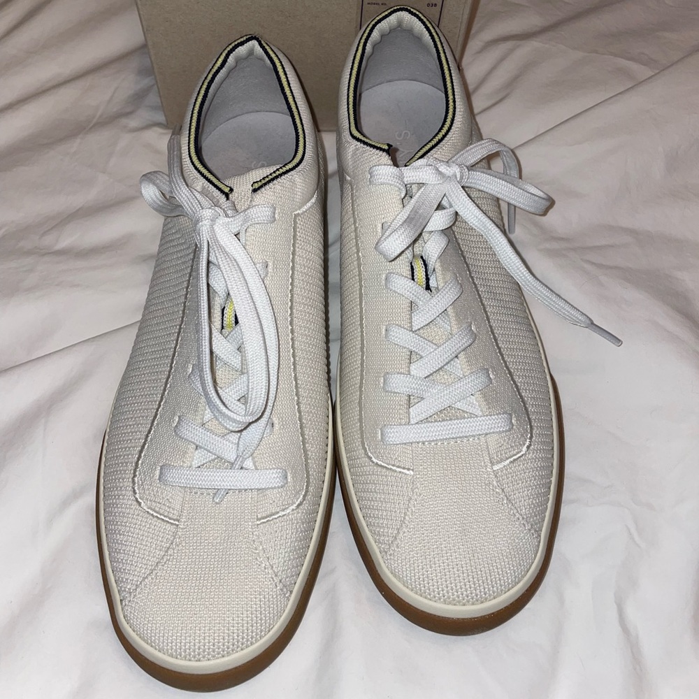 Rothy’s The Lace Up sneaker in Vanilla